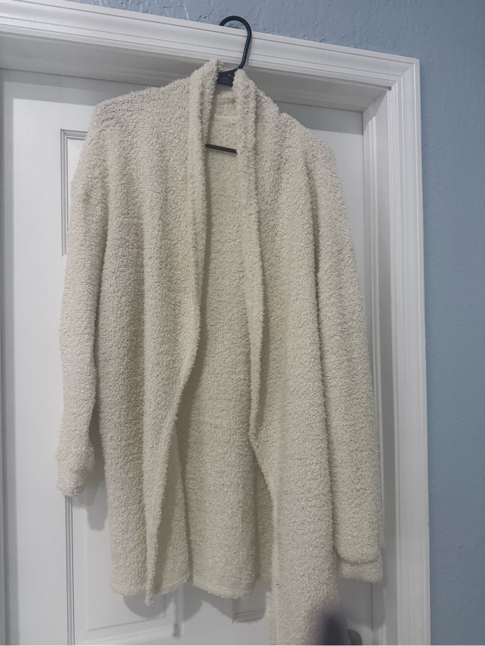 Beyond Yoga Cloud Cover Boucle Cardigan - Picture 2 of 4